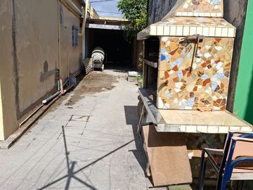 CASA EN VENTA SAN CARLOS BERISSO 2 DORMITORIOS