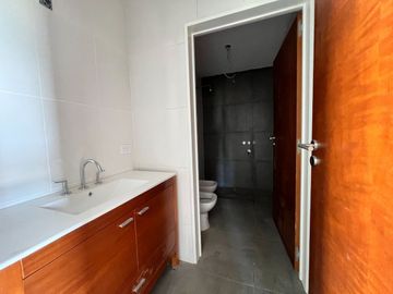 CASA EN VENTA LOBOS 3 DORMITORIOS LA FEDERALA