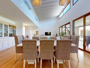 CASA EN VENTA CAMPO DE ROCA 1 CON 5 DORMITORIOS