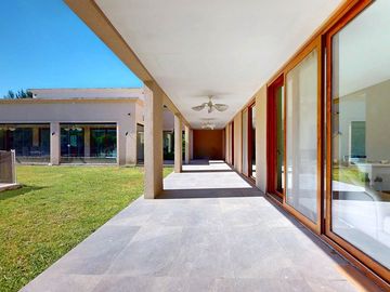 CASA EN VENTA CAMPO DE ROCA 1 CON 5 DORMITORIOS