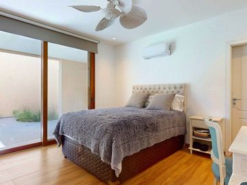 CASA EN VENTA CAMPO DE ROCA 1 CON 5 DORMITORIOS