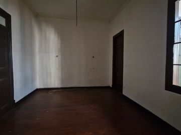 CASA EN VENTA TU PRÓXIMA OFICINA, CLÍNICA O CAFÉ ESTÁ AQUÍ