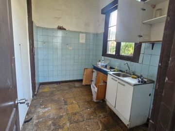 CASA EN VENTA TU PRÓXIMA OFICINA, CLÍNICA O CAFÉ ESTÁ AQUÍ
