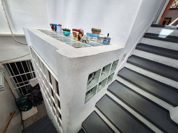 HERMOSO PH EN PB 4 AMB RECICLADO CON TERRAZA