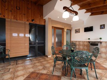 CASA VENTA QUILMES 5 AMBIENTES JARDIN APTA CREDITO