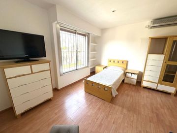 CASA VENTA QUILMES 5 AMBIENTES JARDIN APTA CREDITO