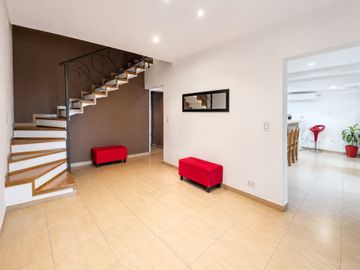 CASA VENTA QUILMES 5 AMBIENTES JARDIN APTA CREDITO