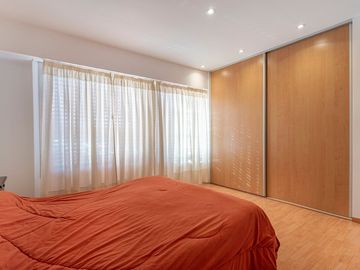 CASA VENTA QUILMES 5 AMBIENTES JARDIN APTA CREDITO