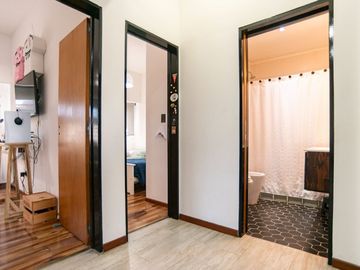 CASA EN VENTA CITY BELL 3 DORMITORIO PARQUE PILETA