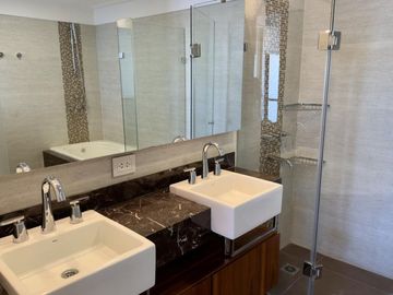 VENTA PISO EXCLUSIVO DE CATEGORIA. 4 DORMITORIOS