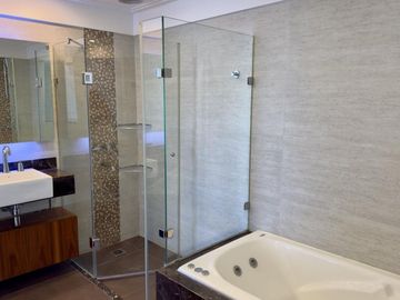 VENTA PISO EXCLUSIVO DE CATEGORIA. 4 DORMITORIOS
