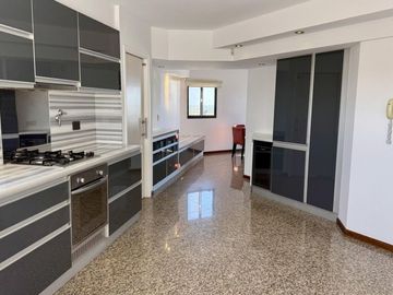 VENTA PISO EXCLUSIVO DE CATEGORIA. 4 DORMITORIOS