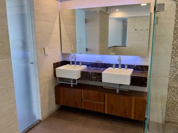 VENTA PISO EXCLUSIVO DE CATEGORIA. 4 DORMITORIOS