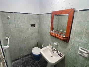 Casa 4 AMBIENTES + DEPTO 2 AMBIENTES EN BLOCK!!!