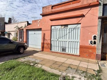 LOTE PROPIO CON 2 PH 2 COCH + GALPON IDEAL INVERSO