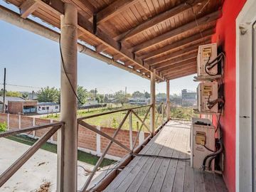 Casa 2 Dorm c/ Parque y Parrilla – Guernica