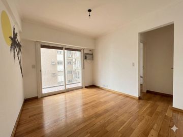 Venta dpto 3 amb dep balcon V Urquiza luminoso