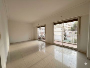 Venta dpto 3 amb dep balcon V Urquiza luminoso