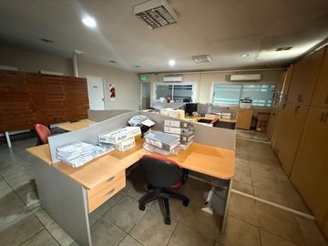 VENTA DE DEPOSITO CON OFICINAS BARRACAS MIXTURA 2