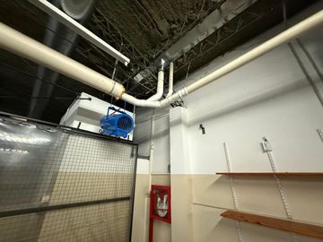 VENTA DE DEPOSITO CON OFICINAS BARRACAS MIXTURA 2