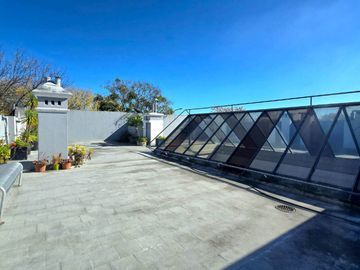 VENTA GALPÓN CON OFICINAS BARRACAS
