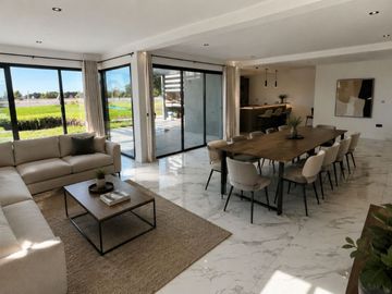 CASA 4 AMB A ESTRENAR EN COSTA DEL SOL