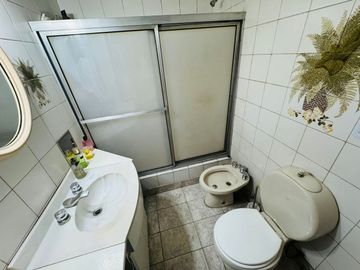 CASA VENTA 5 AMB PATIO TERRAZA COCHERA SAAVEDRA