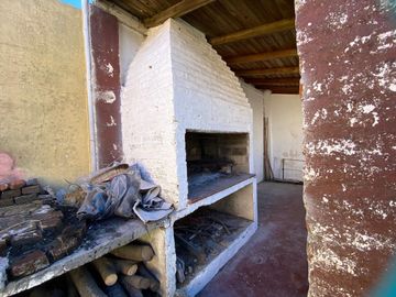 2 Casas mismo lote, Patio y Parrilla en Zona Camet