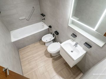 VENTA DPTO 4 DORMITORIOS COCHERA BALCON EN FLORES