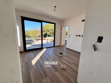 VENTA DPTO 2 AMB  CON COCHERA A ESTRENAR BIO PILAR