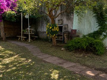 Casa 3 Amb a Refaccionar Amplio Parque MataderosPr