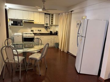 VENTA DEPTO 2 DORMITORIOS COCHERA ALBERDI CENTRO
