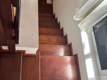 CASA 2 DORMITORIOS CON ESTUDIO LOS ALGARROBOS