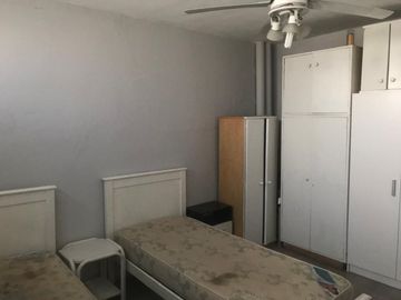 CASA EN NUEVA CORDOBA  2 PLANTAS 6 DORMITORIOS
