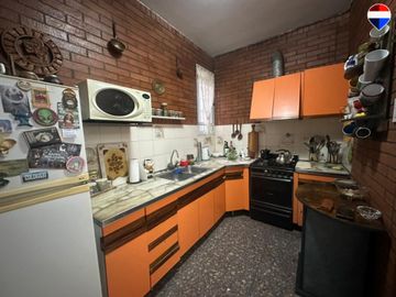 VENTA PH MULTIFAMILIAR SARANDI