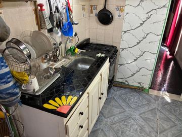 DOS CASAS LOTE PROPIO 321MTS POLVORINES