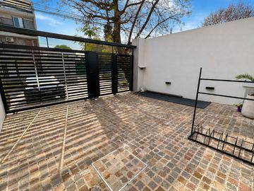 DEPOSITO CON OFICINAS EN VENTA LOMAS DE ZAMORA