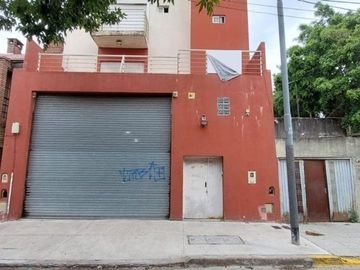 Deposito en Venta en tres plantas con montacargas