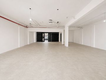 VENTA LOCAL 289 m2 S. TELMO VARIOS USOS 4 VIENTOS