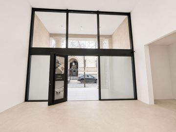 VENTA LOCAL 289 m2 S. TELMO VARIOS USOS 4 VIENTOS