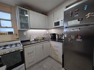 VENTA-3 Amb y medio-Cochera-Balcón Frente- Palermo