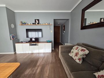 VENTA-3 Amb y medio-Cochera-Balcón Frente- Palermo