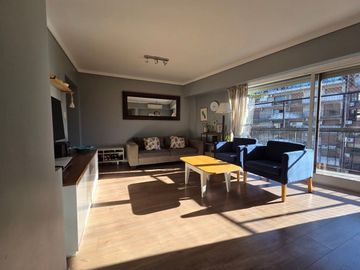VENTA-3 Amb y medio-Cochera-Balcón Frente- Palermo