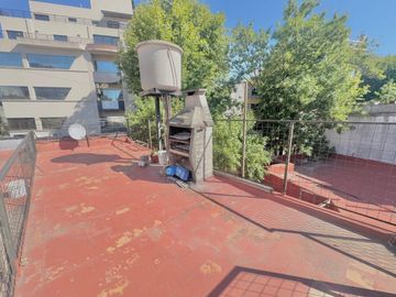 PH TIPO CASA 3 AMB EN VENTA EN ZONA FLORES COMER