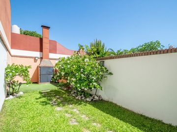 Venta casa triplex 5amb 2cocheras - Villa Urquiza