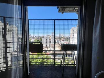 VENTA DEPTO. SEMIPISO 4 AMBIENTES C/BALCÓN - BOEDO
