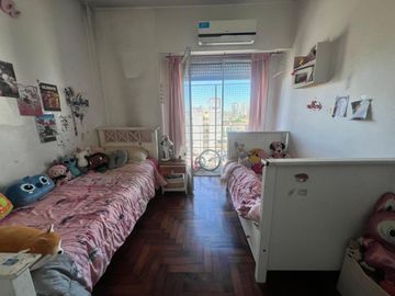 VENTA DEPTO. SEMIPISO 4 AMBIENTES C/BALCÓN - BOEDO