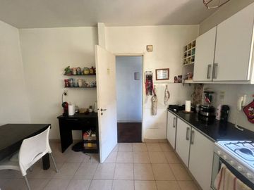 VENTA DEPTO. SEMIPISO 4 AMBIENTES C/BALCÓN - BOEDO
