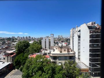 VENTA DEPTO. SEMIPISO 4 AMBIENTES C/BALCÓN - BOEDO
