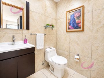 Casa remodelada en venta en Yalta Campestre | 3 recámaras | Estudio | Norte de Aguascalientes